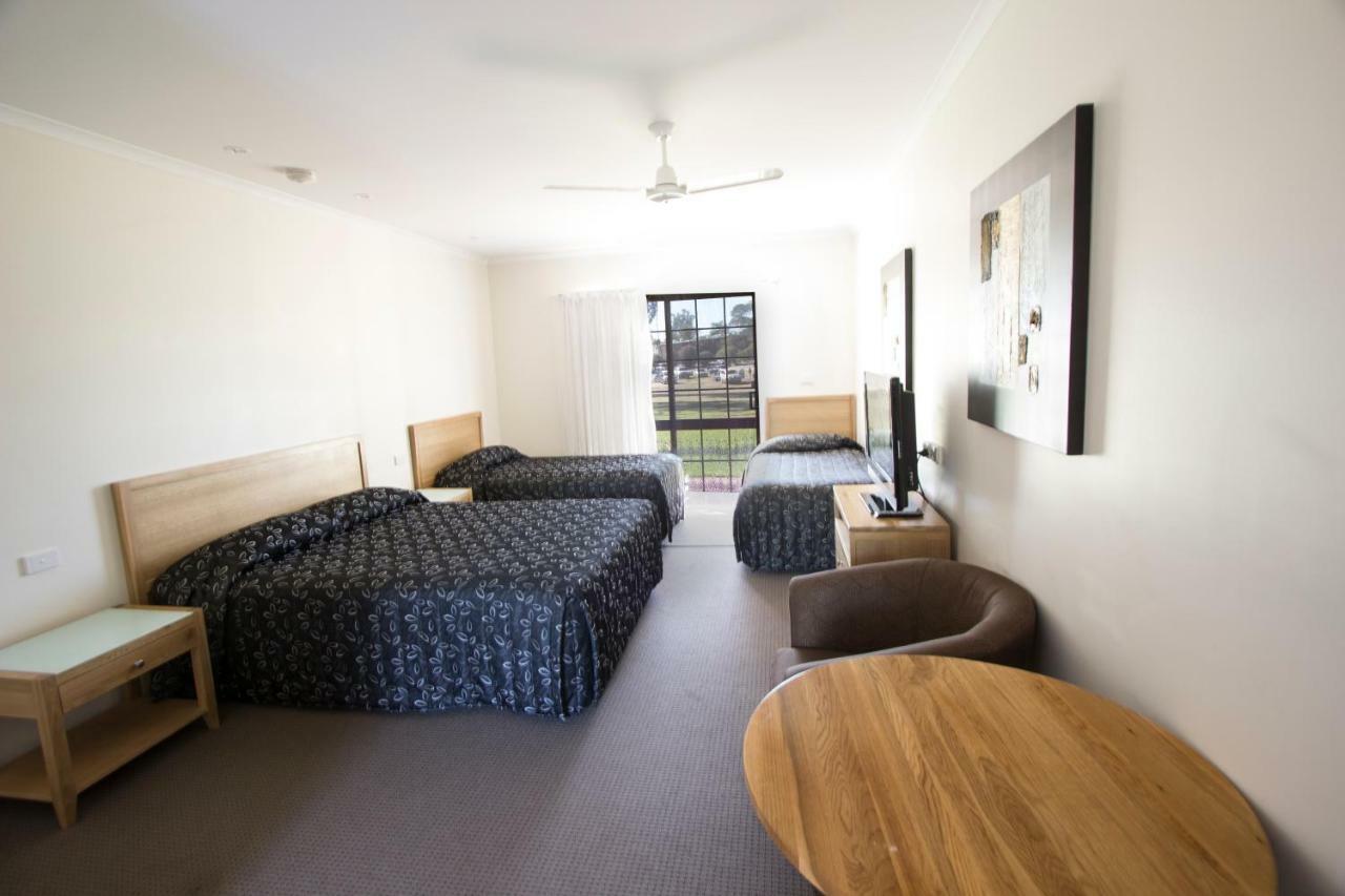 Tocumwal Golf Resort Exterior foto